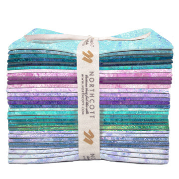 New Stonehenge Gradations Crystal 470 Fat Quarter Bundle Northcott